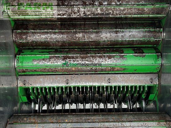 Empacadora gigant - John Deere - 623