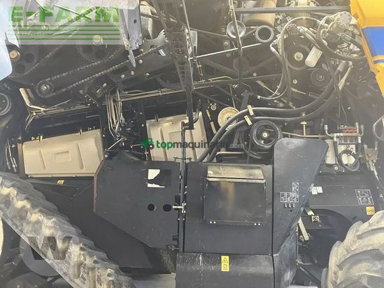 Cosechadora de Cereal - New Holland - cr 10.90