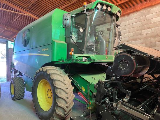 Cosechadora de Cereal - John Deere - W440