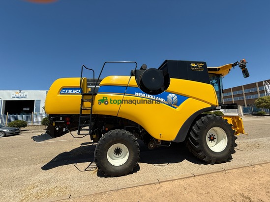 Cosechadora de Cereal - New Holland - CX5.80 FS