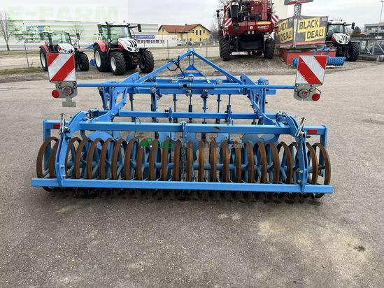 Cultivador - Lemken - karat 9/300u msw 600 grubber