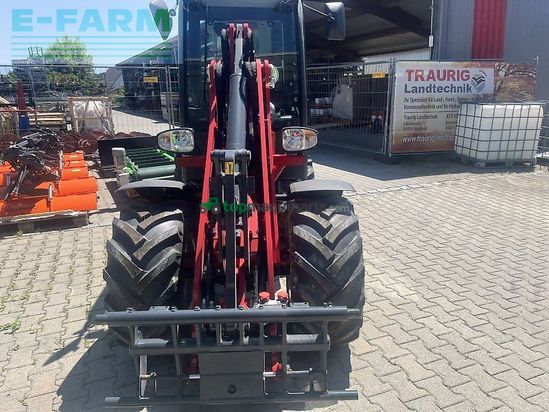 Minicargadora - Schaffer - 3650 m. kabine