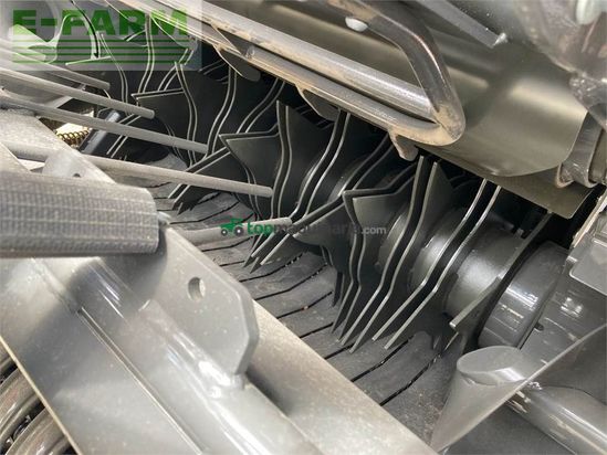 Empacadora gigant - Claas - variant 560 rc pro - neu