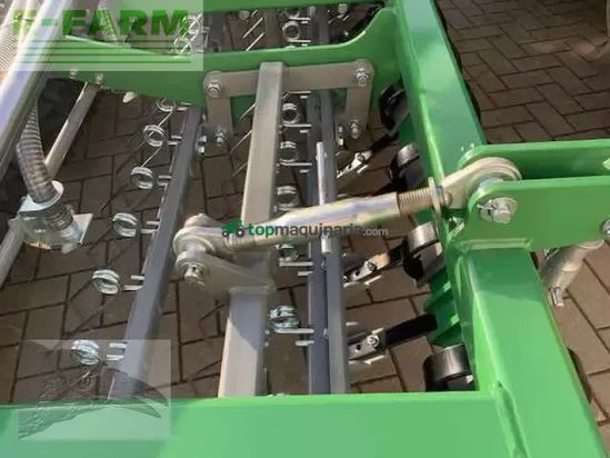 Combinado de siembra -  - wiesenstriegel 5m mit walze gps nachsaatgerät