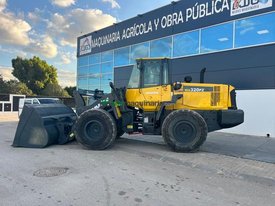 Pala cargadora -KOMATSU WA320 PZ
