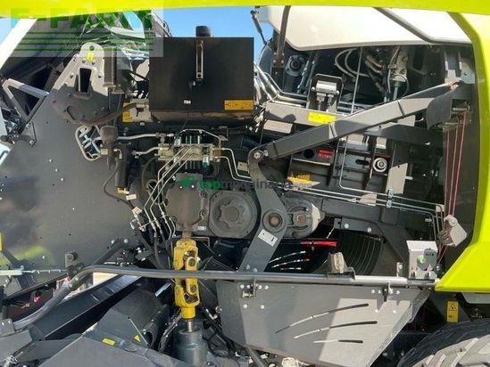 Empacadora gigant - Claas - quadrant 5200 fc tandem