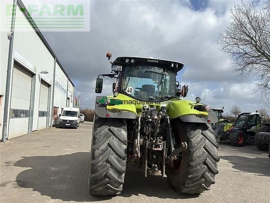 Tractor agrícola - Claas - axion 810 cmatic