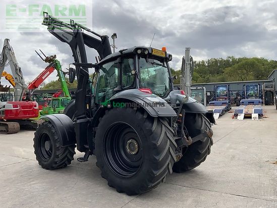 Tractor agrícola - Valtra - t254 versu unlimited tractor (st27246)