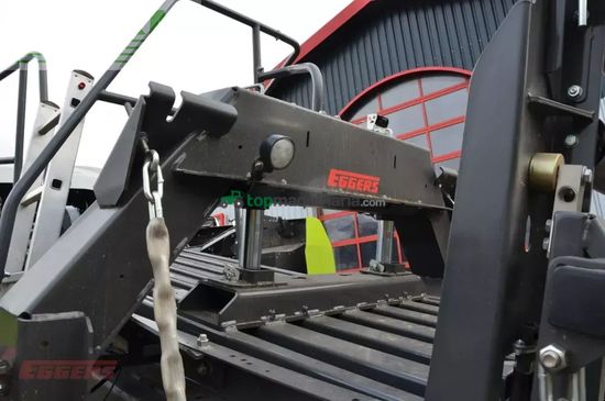 Empacadora gigant - Claas - quadrant 5300 evolution fc tan