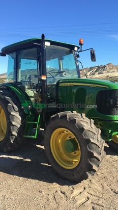 Tractor agrícola - John Deere - 5820