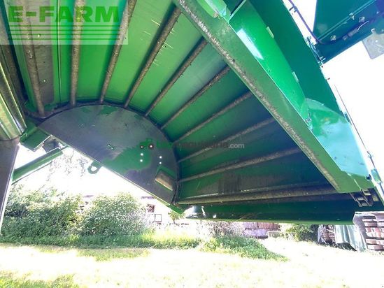 Empacadora gigant - John Deere - f441m