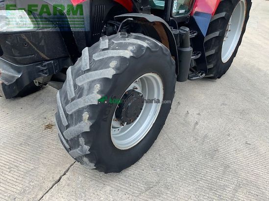 Tractor agrícola - Case IH - farmall 115u tractor (st24139)
