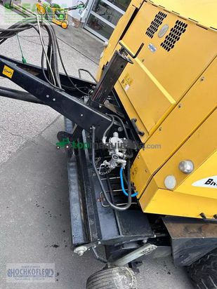 Empacadora gigant - New Holland - br6090 cropcutter