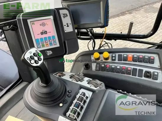 Tractor agrícola - JCB - 8310