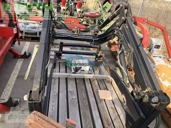 Minicargadora -  - pom 80