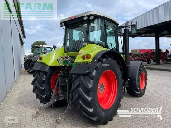 Tractor agrícola - Claas - arion 640 cebis