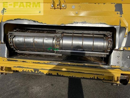 Cosechadora de Cereal - New Holland - cr 9080, 2150 trommelstunden