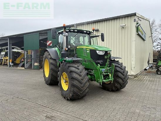 Tractor agrícola - John Deere - 6215 r