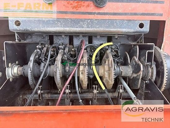 Empacadora gigant - New Holland - 4860