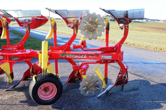 Arado - Pöttinger - pflug servo 35 s, 4+