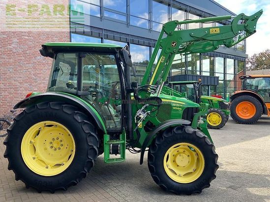 Tractor agrícola - John Deere - 5070m