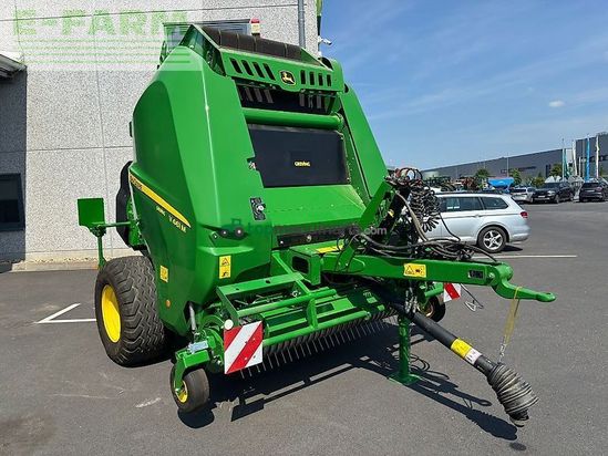 Empacadora gigant - John Deere - v461m