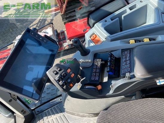 Tractor agrícola - Valtra - t 254 versu rüfa Versu
