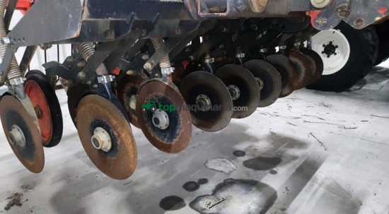 Sembradora Kuhn de discos de 6m