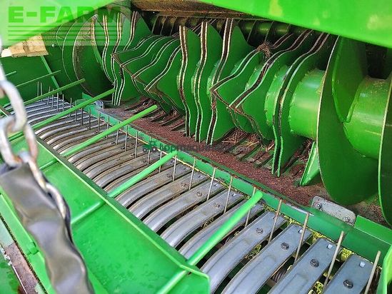 Empacadora gigant - John Deere - v461m