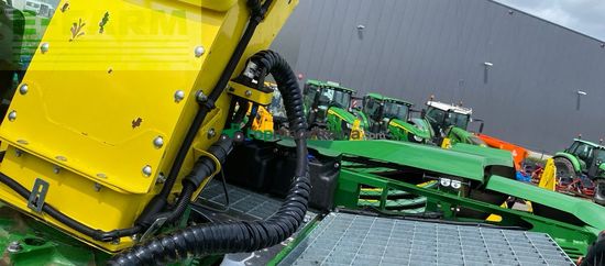 Cosechadora de Cereal - John Deere - 9700