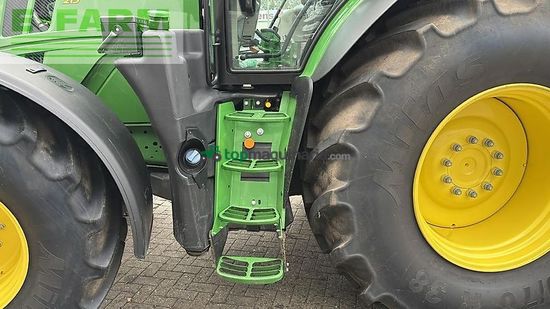 Tractor agrícola - John Deere - 6r215