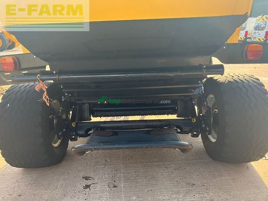 Empacadora gigant - New Holland - roll belt 150