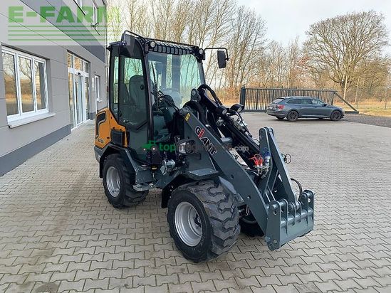 Minicargadora - Giant - g2700 elektro