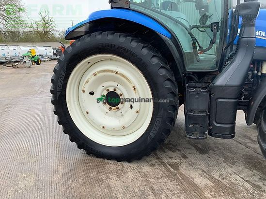 Tractor agrícola - New Holland - t6.150 tractor (st26009)