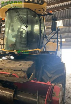 Cosechadora de Cereal - New Holland - fr 550