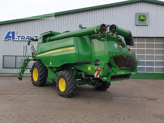 Cosechadora de Cereal - John Deere - t670