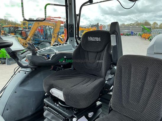 Tractor agrícola - Valtra - t194 versu unlimited (st26337)