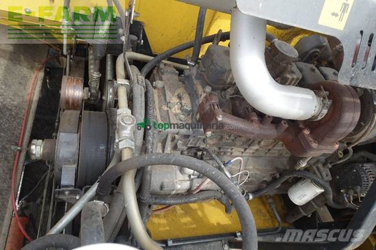 Cosechadora de Cereal - New Holland - tc 5050