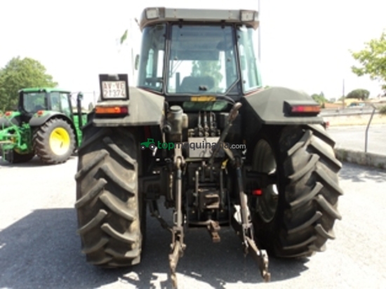 Tractor agrícola - Massey Ferguson - 8110