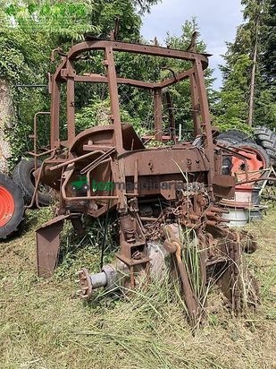 Tractor agrícola - Claas - ares 697 brandschaden