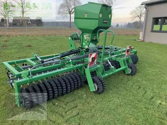 Combinado de siembra -  - wiesenstriegel 5m mit walze gps nachsaatgerät