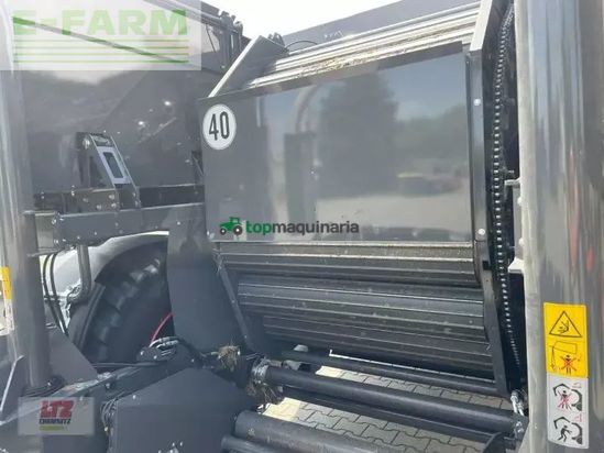 Empacadora gigant - Claas - rollant 630 rc uniwrap