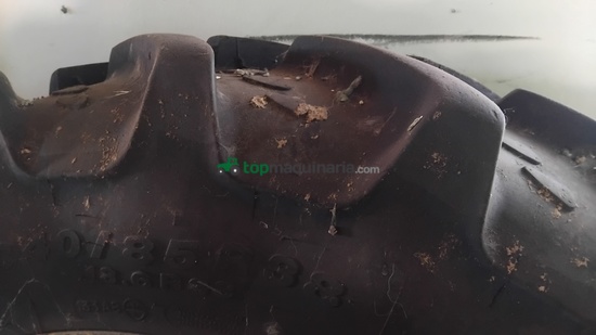 Tractor agrícola - John Deere - 6310 y 2850