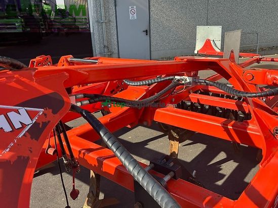 Cultivador - Kuhn - cultimer 500