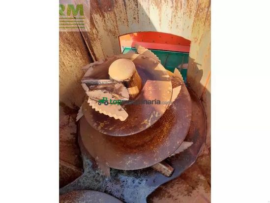 Remolqu esparcidor - Kuhn - profil1880