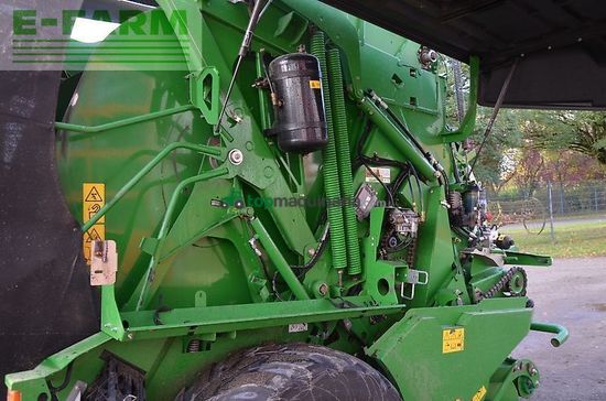 Empacadora gigant - John Deere - 990