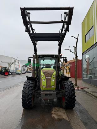 Tractor agrícola - ARION 620