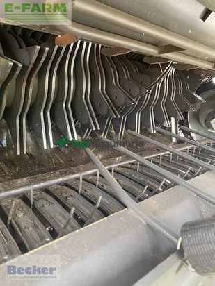 Empacadora gigant - Claas - variant 365 rc