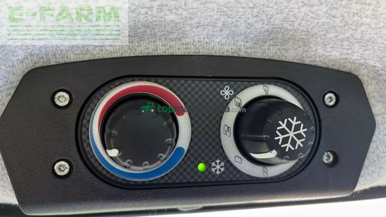 Tractor agrícola - New Holland - 70-66 s fiat model