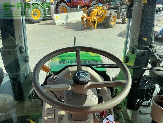 Tractor agrícola - John Deere - 6090m tractor (st26117/799)